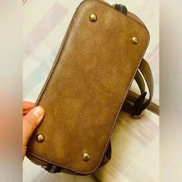 Vintage Backpack  🎒 in perfect condition (outside) - Picture 12 of 12